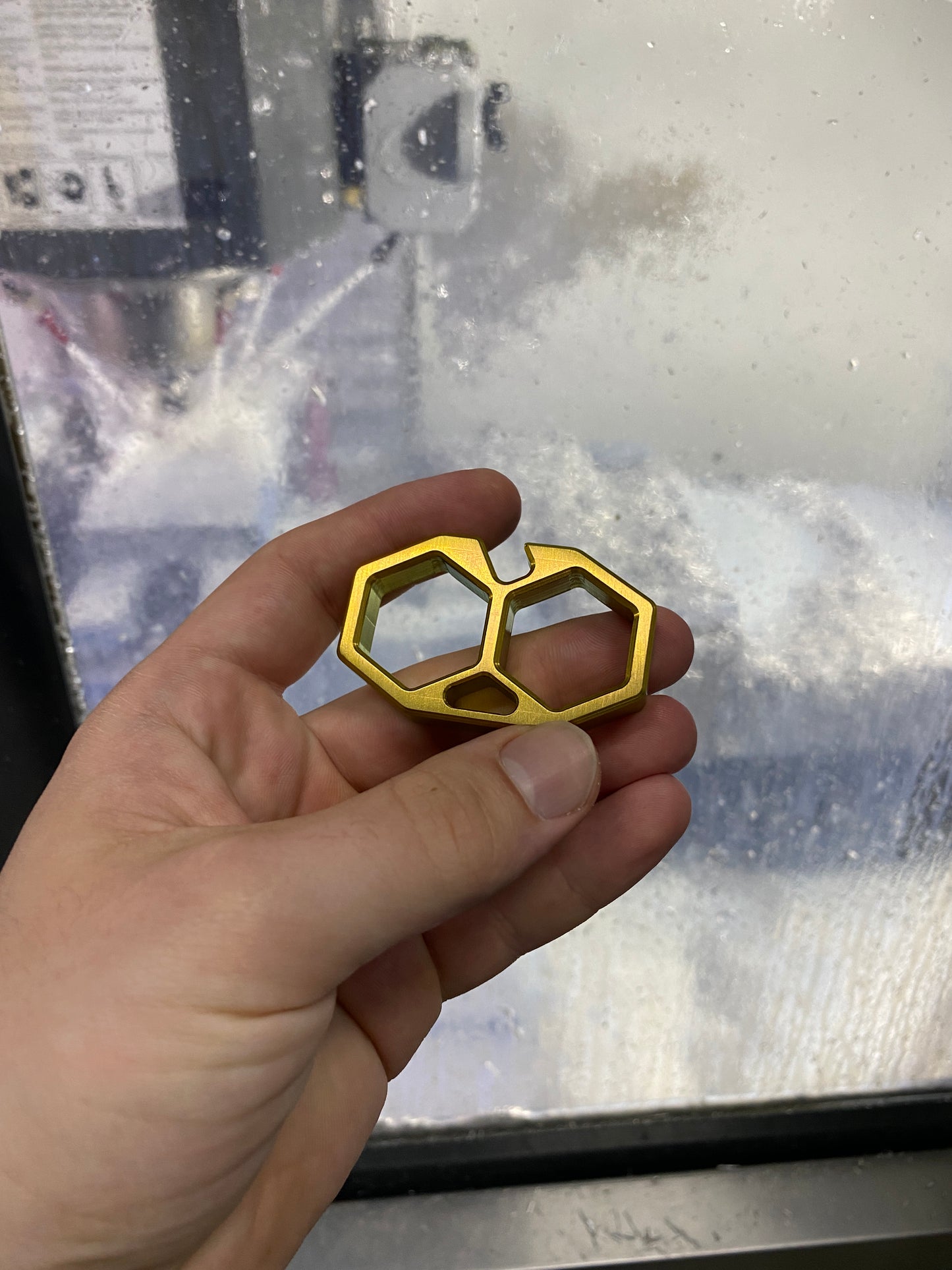 HEXA II | TITANIUM ANODIZED GOLD