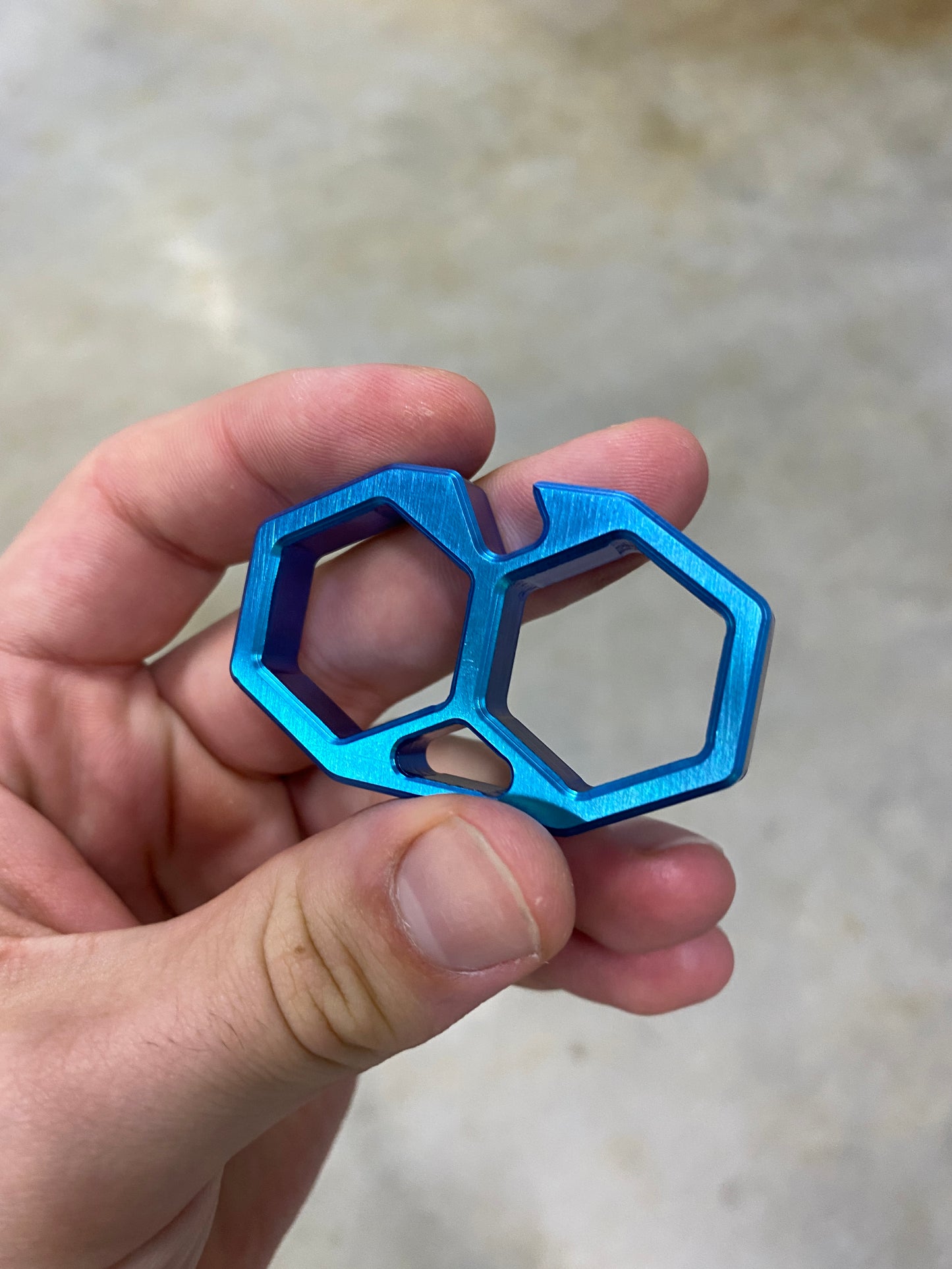 HEXA II | TITANIUM ANODIZED AQUAMARINE